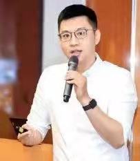 1606445515348007.jpg 周濂.jpg